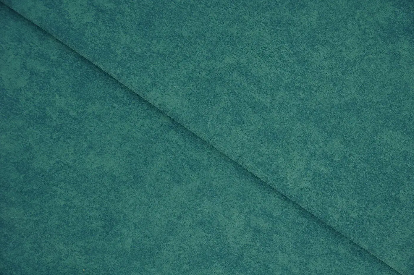 IVE 06 Deep Grass Green